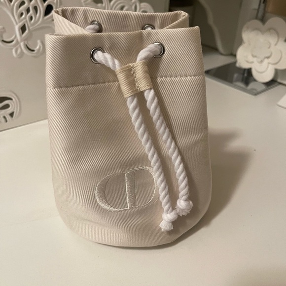 CD Beauty 2023 Embossed Drawstring Pouch - Picture 1 of 12